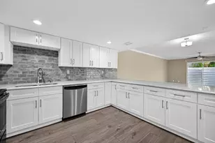 544 NW 98th Ave, Plantation, FL 33324 - Photo 15