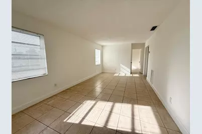 906 Foresteria Drive, Lake Park, FL 33403 - Photo 21