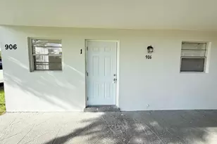 906 Foresteria Dr, Lake Park, FL 33403 - Photo 3