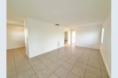 906 Foresteria Drive, Lake Park, FL 33403 - Photo 45