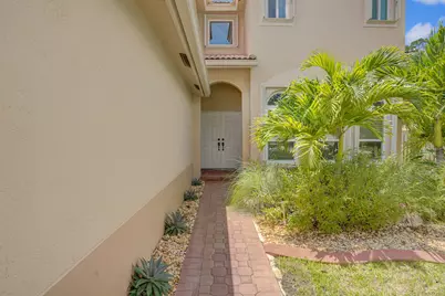 317 E Garden Cove Circle, Davie, FL 33325 - Photo 7