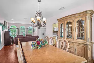 317 E Garden Cove Cir, Davie, FL 33325 - Photo 21