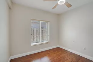 317 E Garden Cove Cir, Davie, FL 33325 - Photo 27