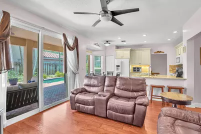 317 E Garden Cove Circle, Davie, FL 33325 - Photo 25