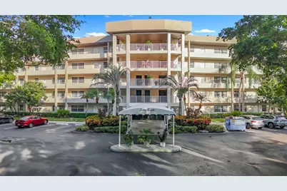 545 Oaks Lane #410, Pompano Beach, FL 33069 - Photo 1
