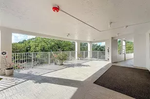 545 Oaks Ln, Pompano Beach, FL 33069 - Photo 5