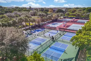 545 Oaks Ln, Pompano Beach, FL 33069 - Photo 61