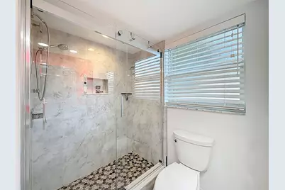 545 Oaks Lane #410, Pompano Beach, FL 33069 - Photo 41