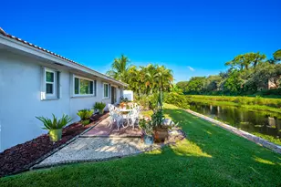 1315 SW 25th Ave, Boynton Beach, FL 33426 - Photo 9