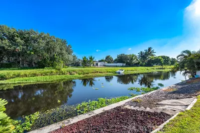 1315 SW 25th Avenue, Boynton Beach, FL 33426 - Photo 13