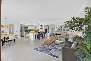 700 NE 70th St, Boca Raton, FL 33487 - Photo 5