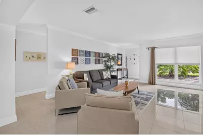 700 NE 70th Street, Boca Raton, FL 33487 - Photo 7