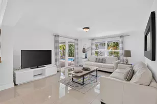 700 NE 70th St, Boca Raton, FL 33487 - Photo 19