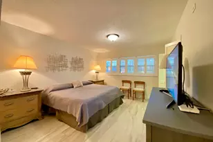 3800 Oaks Clubhouse Dr, Pompano Beach, FL 33069 - Photo 5