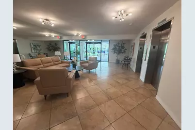 3800 Oaks Clubhouse Drive #311, Pompano Beach, FL 33069 - Photo 19