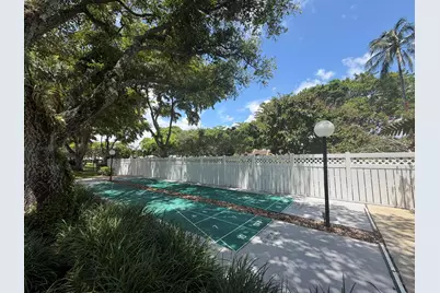 3800 Oaks Clubhouse Drive #311, Pompano Beach, FL 33069 - Photo 23