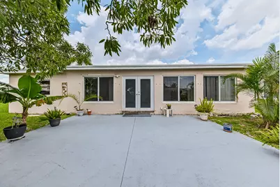 7190 NW 10th Court, Margate, FL 33063 - Photo 37