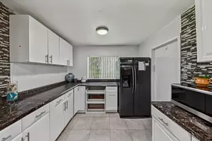 7190 NW 10th Ct, Margate, FL 33063 - Photo 23