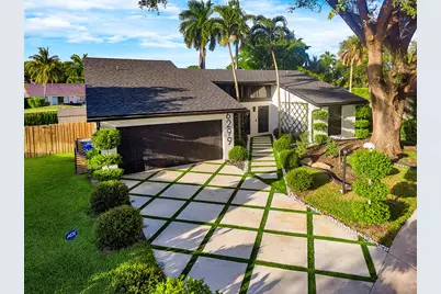 6299 Hollandaire Drive E, Boca Raton, FL 33433 - Photo 3