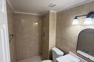 482 NW 165th St Rd, Miami, FL 33169 - Photo 11