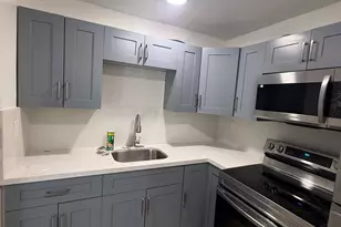 482 NW 165th St Rd, Miami, FL 33169 - Photo 9