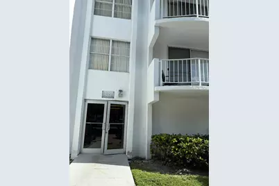 482 NW 165th St Road #A-301, Miami, FL 33169 - Photo 3