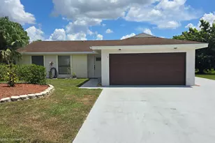 118 Cambridge Ln, Royal Palm Beach, FL 33411 - Photo 1