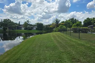 118 Cambridge Ln, Royal Palm Beach, FL 33411 - Photo 31