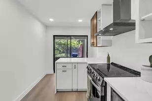 176 NW 106th Terrace, Pembroke Pines, FL 33026 - Photo 21