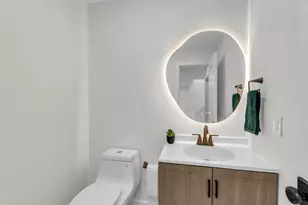 176 NW 106th Terrace, Pembroke Pines, FL 33026 - Photo 15