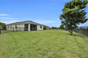 735 SE Woodbine Rd, Port Saint Lucie, FL 34984 - Photo 31
