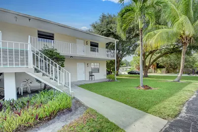 1733 3rd Avenue N #24, Lake Worth, FL 33460 - Photo 3