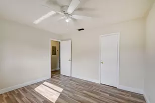 1733 3rd Ave N, Lake Worth, FL 33460 - Photo 15