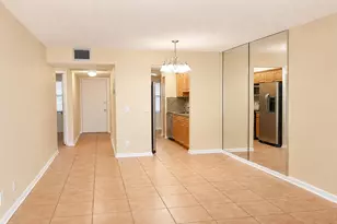 13001 SW 11th Ct, Pembroke Pines, FL 33027 - Photo 11