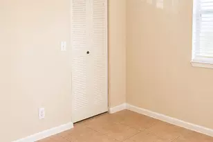 13001 SW 11th Ct, Pembroke Pines, FL 33027 - Photo 13