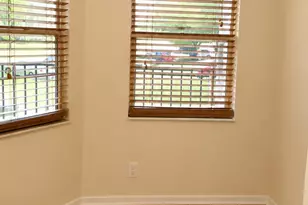 13001 SW 11th Ct, Pembroke Pines, FL 33027 - Photo 9