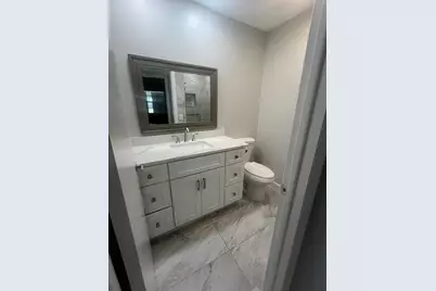 93 Normandy B, Delray Beach, FL 33484 - Photo 11