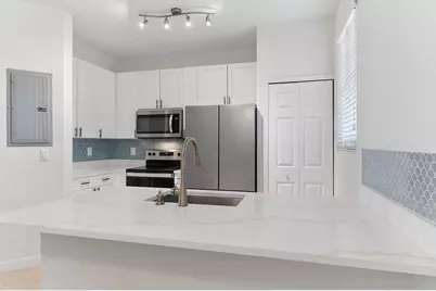 428 Bayfront Drive, Boynton Beach, FL 33435 - Photo 5