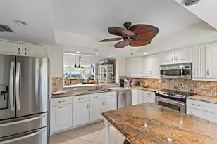 374 Golfview Rd, North Palm Beach, FL 33408 - Photo 27