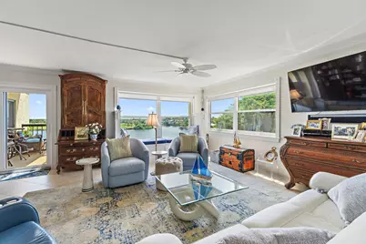 374 Golfview Road #405, North Palm Beach, FL 33408 - Photo 1