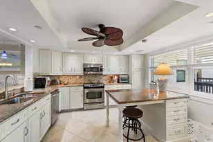 374 Golfview Rd, North Palm Beach, FL 33408 - Photo 5