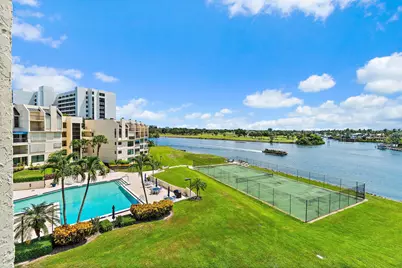 374 Golfview Road #405, North Palm Beach, FL 33408 - Photo 15