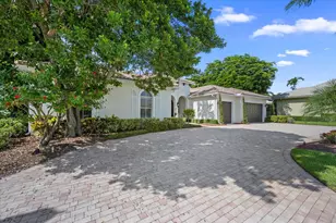 11693 S Breeze Pl, Wellington, FL 33449 - Photo 3