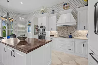 11693 S Breeze Place, Wellington, FL 33449 - Photo 15