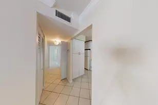 1015 Green Pine Blvd, West Palm Beach, FL 33409 - Photo 7
