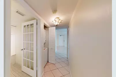 1015 Green Pine Boulevard #C2, West Palm Beach, FL 33409 - Photo 15