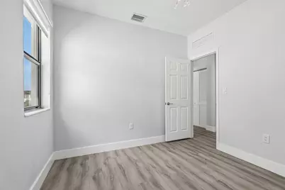 3567 W 110th Terrace, Hialeah, FL 33018 - Photo 31