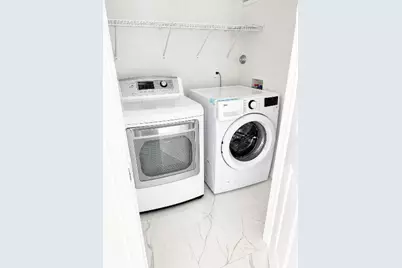 620 NE 7th Avenue #620, Fort Lauderdale, FL 33304 - Photo 5
