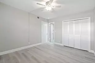 1360 NE 27th Terrace W, Pompano Beach, FL 33062 - Photo 13