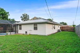 1167 SW Gardena Ave, Port Saint Lucie, FL 34953 - Photo 5
